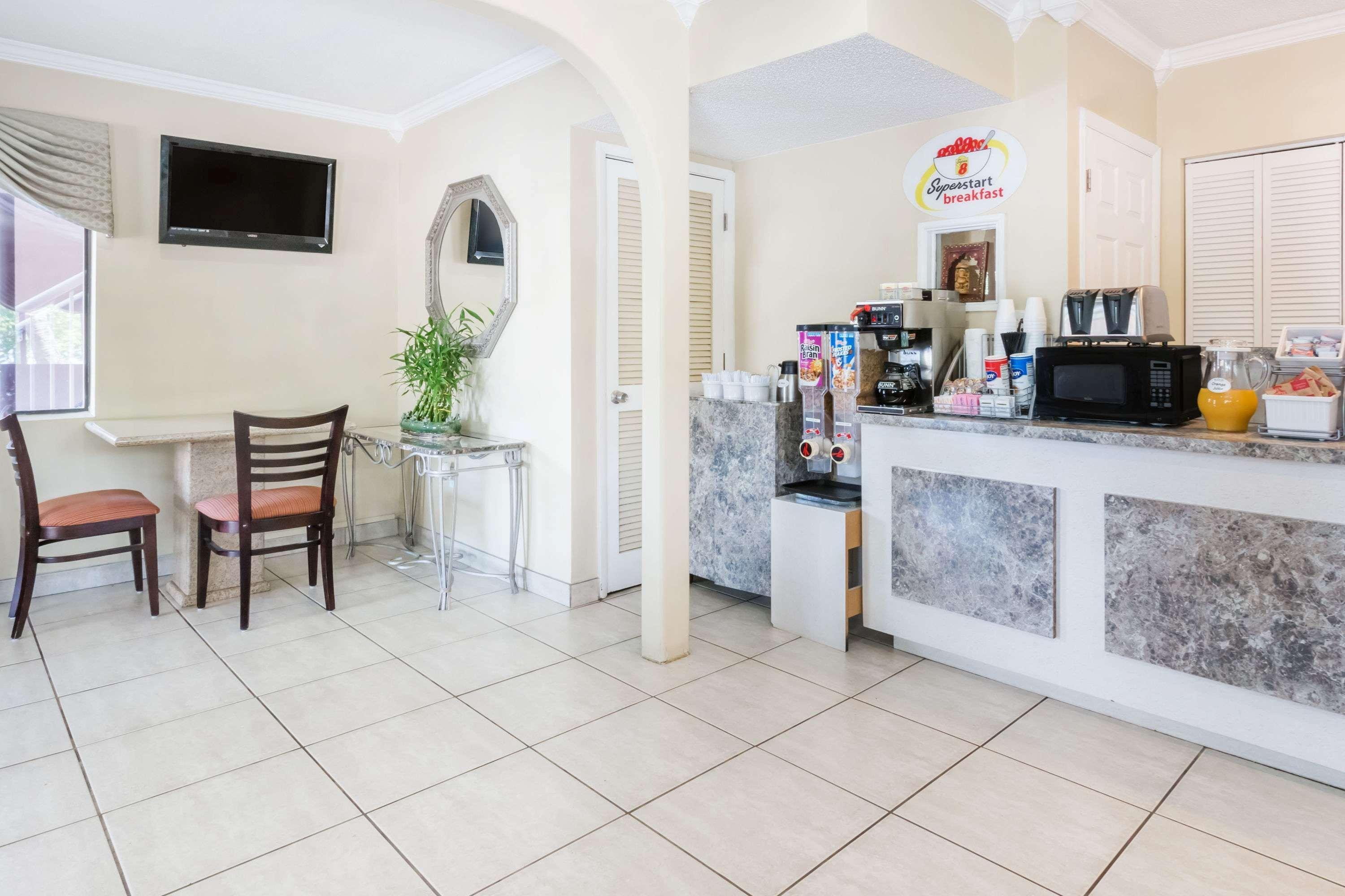 Super 8 By Wyndham Ft Walton Beach Fort Walton Beach Eksteriør bilde
