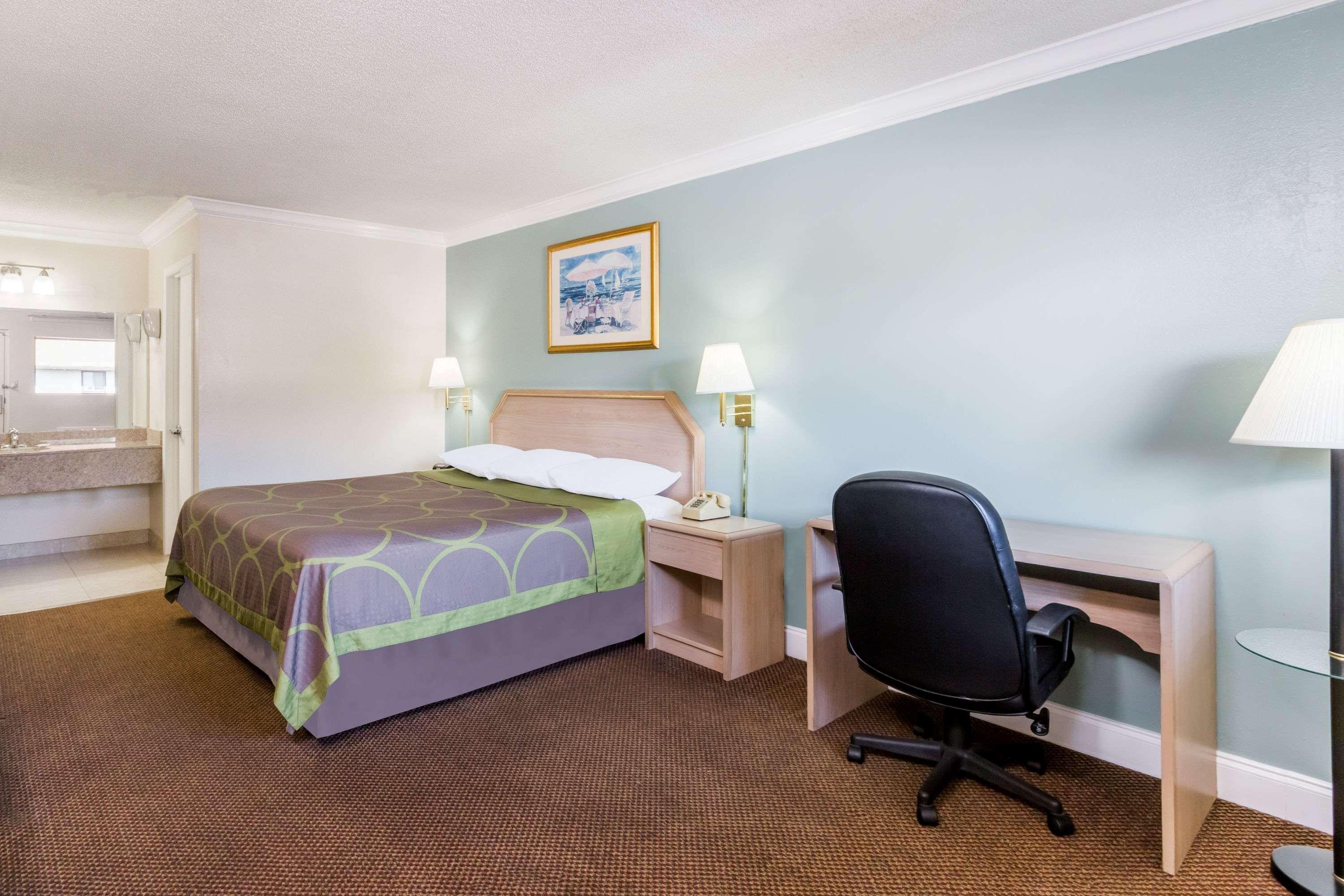 Super 8 By Wyndham Ft Walton Beach Fort Walton Beach Eksteriør bilde